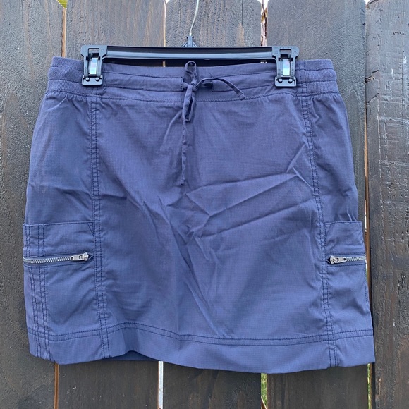 skirt - Picture 1 of 4